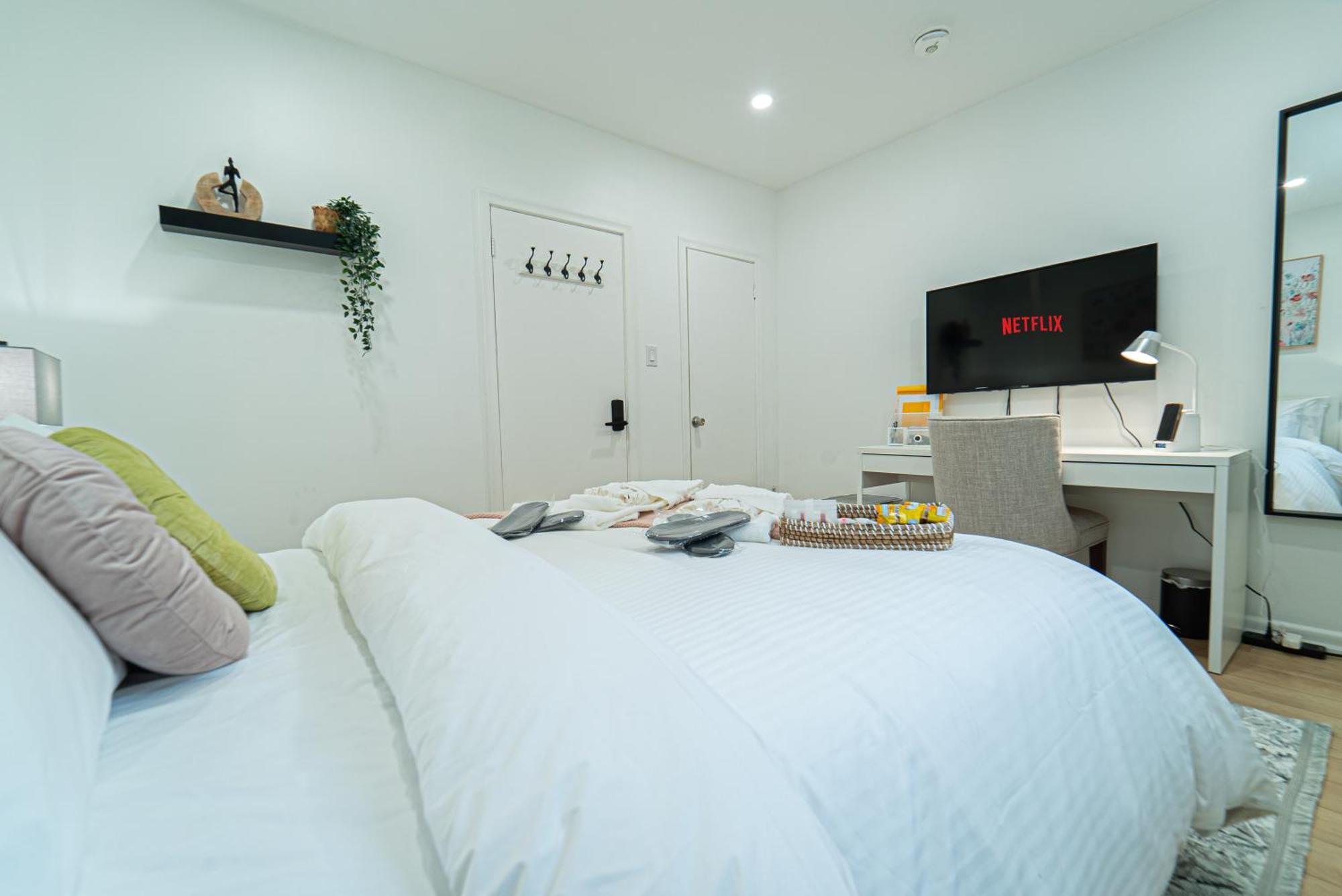 Privatunterkunft With Working Space, Equipped Kitchen, Comfortable Bed Toronto