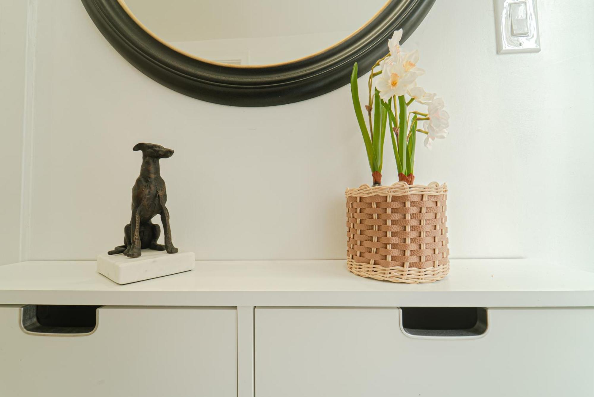 Privatunterkunft With Working Space, Equipped Kitchen, Comfortable Bed